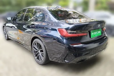 BMW 3 Series 2020, 95000 км, за 21658 USD