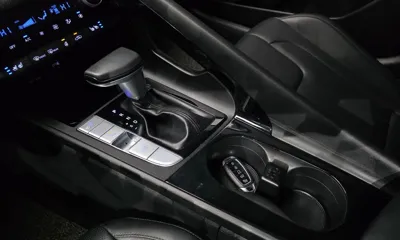 Hyundai Avante 2021, 91470 км, за 10358.31 USD - фото 9
