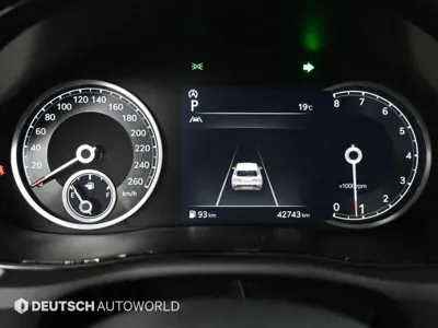 Genesis GV70 2023, 42739 км, за 24222.13 USD - фото 8