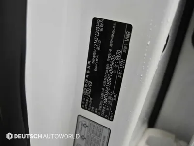Genesis GV70 2023, 42739 км, за 24222.13 USD - фото 20