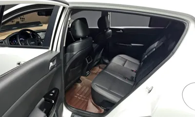 Kia Sportage 2016, 97086 км, за 7877.12 USD - фото 11