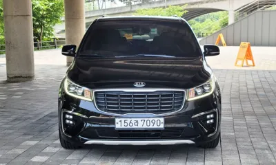 Kia Canival · 2020 год