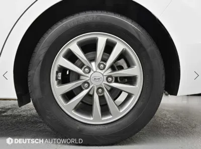 Hyundai Avante 2019, 126307 км, за 6381.45 USD