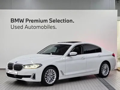 BMW 5-Series · 2022 год