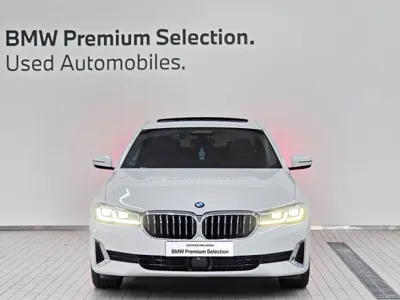 BMW 5-Series 2022, 76160 км, за 23077.41 USD