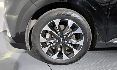 Kia Canival 2023, 99784 км, за 17876.87 USD