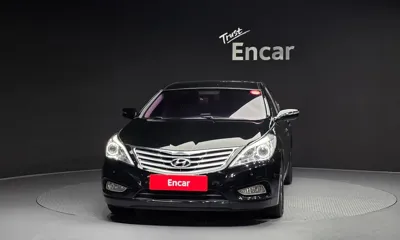 Hyundai Grandeur 2011, 130074 км, за 2297.49 USD