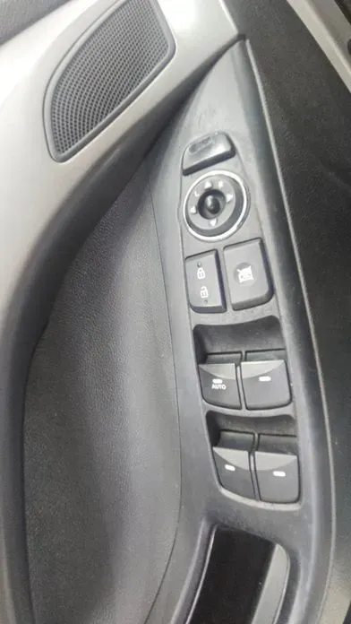 Hyundai Avante 2013, 150000 км, за 2990.31 USD - фото 7