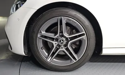 Mercedes-Benz E-Class 2023, 57848 км, за 26307.21 USD