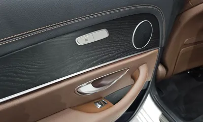Mercedes-Benz E-Class 2023, 57848 км, за 26262.75 USD - фото 18