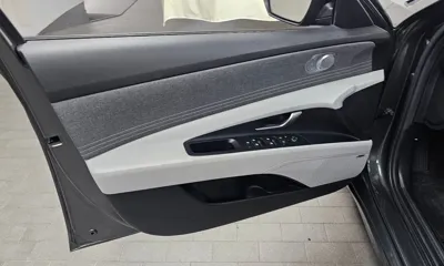 Hyundai Avante 2022, 33346 км, за 16083.86 USD - фото 24