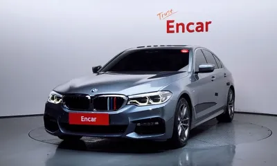 BMW 5-Series · 2018 год