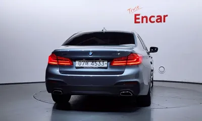 BMW 5-Series 2018, 153025 км, за 13154.42 USD