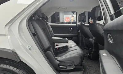 Hyundai Ioniq5 2022, 32648 км, за 19627.15 USD - фото 12