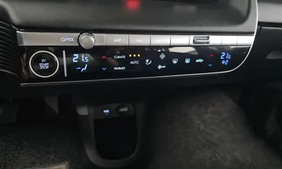 Hyundai Ioniq5 2022, 32648 км, за 19627.15 USD - фото 31