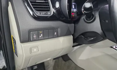 Kia Canival 2018, 149696 км, за 5854.01 USD - фото 26