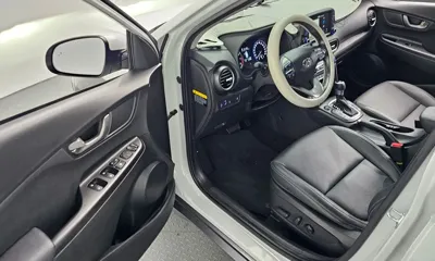 Hyundai Kona 2018, 34490 км, за 11009.78 USD - фото 10