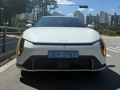 Kia EV4 · 2026 год