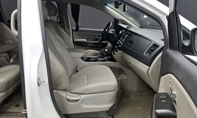 Kia Canival 2019, 128637 км, за 8145.69 USD - фото 11