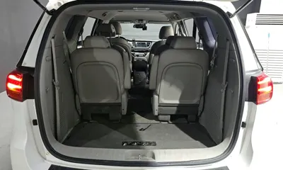 Kia Canival 2019, 128637 км, за 8145.69 USD - фото 20