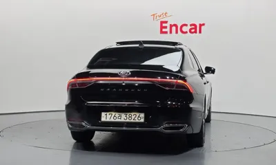 Hyundai Grandeur 2020, 155269 км, за 10245.91 USD