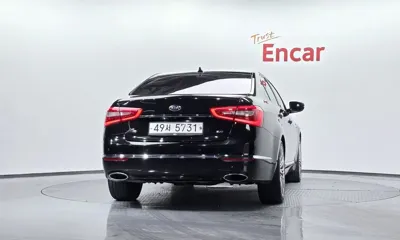 Kia K7 2015, 80019 км, за 6276.84 USD