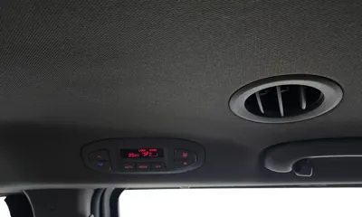 Kia Canival 2016, 156255 км, за 5795.4 USD - фото 32