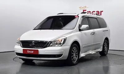 Kia Canival · 2012 год