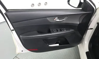 Kia K3 2019, 125451 км, за 5579.62 USD - фото 24