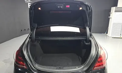 Mercedes-Benz S-Class 2018, 141696 км, за 25431.12 USD - фото 20