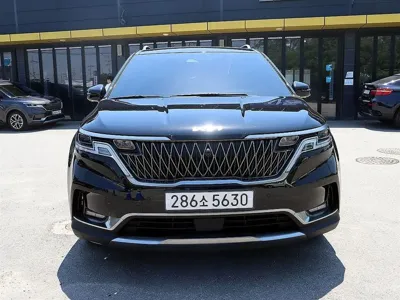 Kia Canival · 2023 год