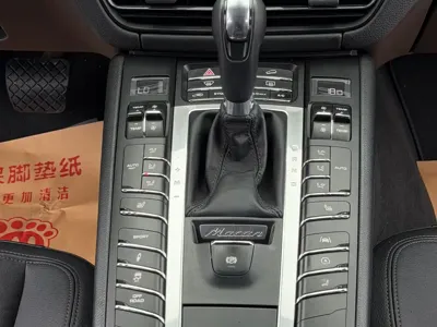 Porsche Macan 2020, 90000 км, за 24719.94 USD - фото 20