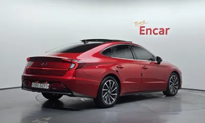 Hyundai Sonata 2020, 90788 км, за 11356.18 USD