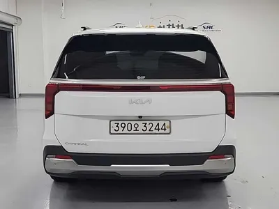 Kia Canival 2024, 223000 км, за 15953.63 USD