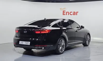 Kia K7 2017, 158853 км, за 6794.8 USD