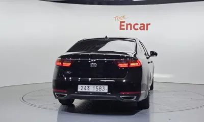 Kia K7 2017, 158853 км, за 6794.8 USD