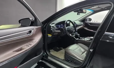 Hyundai Grandeur 2018, 51993 км, за 11171.35 USD - фото 10