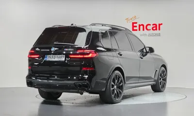 BMW X7 2025, 17084 км, за 95772.61 USD