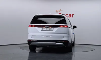 Kia Canival 2023, 53379 км, за 17232.31 USD