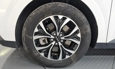 Kia Canival 2023, 53379 км, за 17232.31 USD