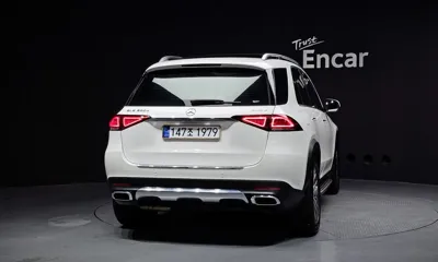 Mercedes-Benz GLE-Class 2021, 117488 км, за 30723.48 USD