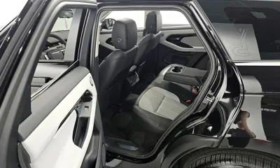 Land Rover Range Rover Evoque 2024, 10124 км, за 33954.41 USD - фото 12