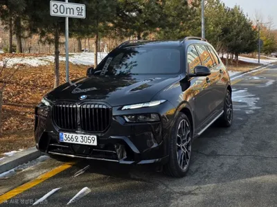 BMW X7 2026, 4000 км, за 110279.64 USD - фото 13