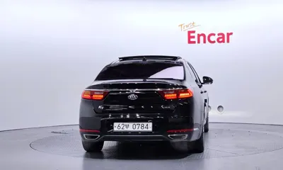 Kia K7 2016, 150376 км, за 5602.61 USD