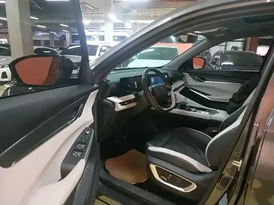 Changan 长安CS75PLUS 2023, 17000 км, за 10279.64 USD - фото 12