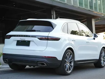Porsche Cayenne 2022, 27000 км, за 60057.05 USD - фото 10