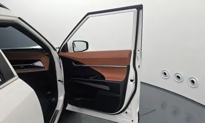 KG_Mobility_Ssangyong Torres 2023, 37556 км, за 14506.91 USD - фото 24