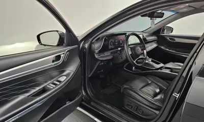 Hyundai Grandeur 2020, 121506 км, за 14410.37 USD - фото 10