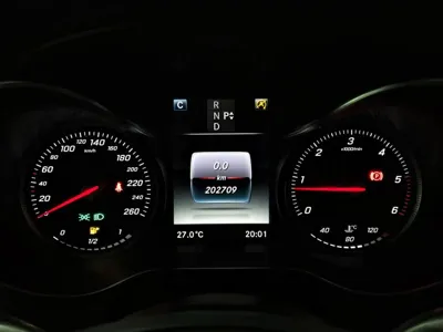 Mercedes-Benz GLC-Class 2017, 202709 км, за 15097.81 USD - фото 9