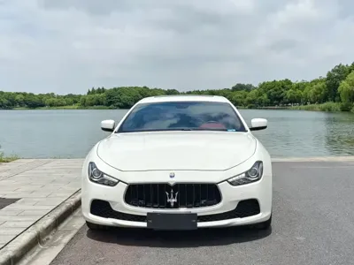 Maserati Ghibli 2016, 120000 км, за 14684.82 USD